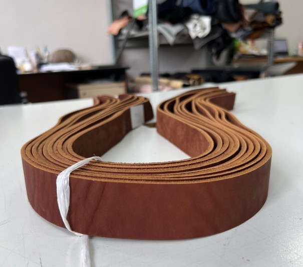 Ременные заготовки (Коричневые) , без  финишем, 120-130 см