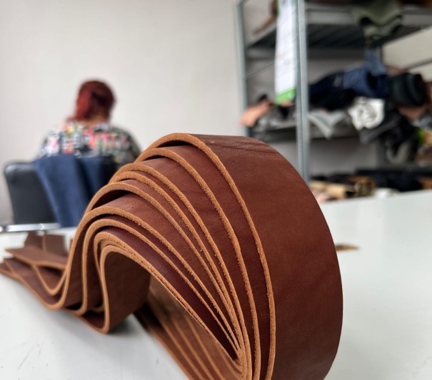 Ременные заготовки (Коричневые) , без  финишем, 120-130 см